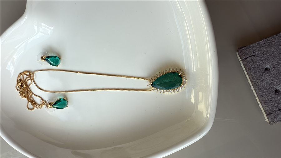Conjunto Gota Verde Esmeralda